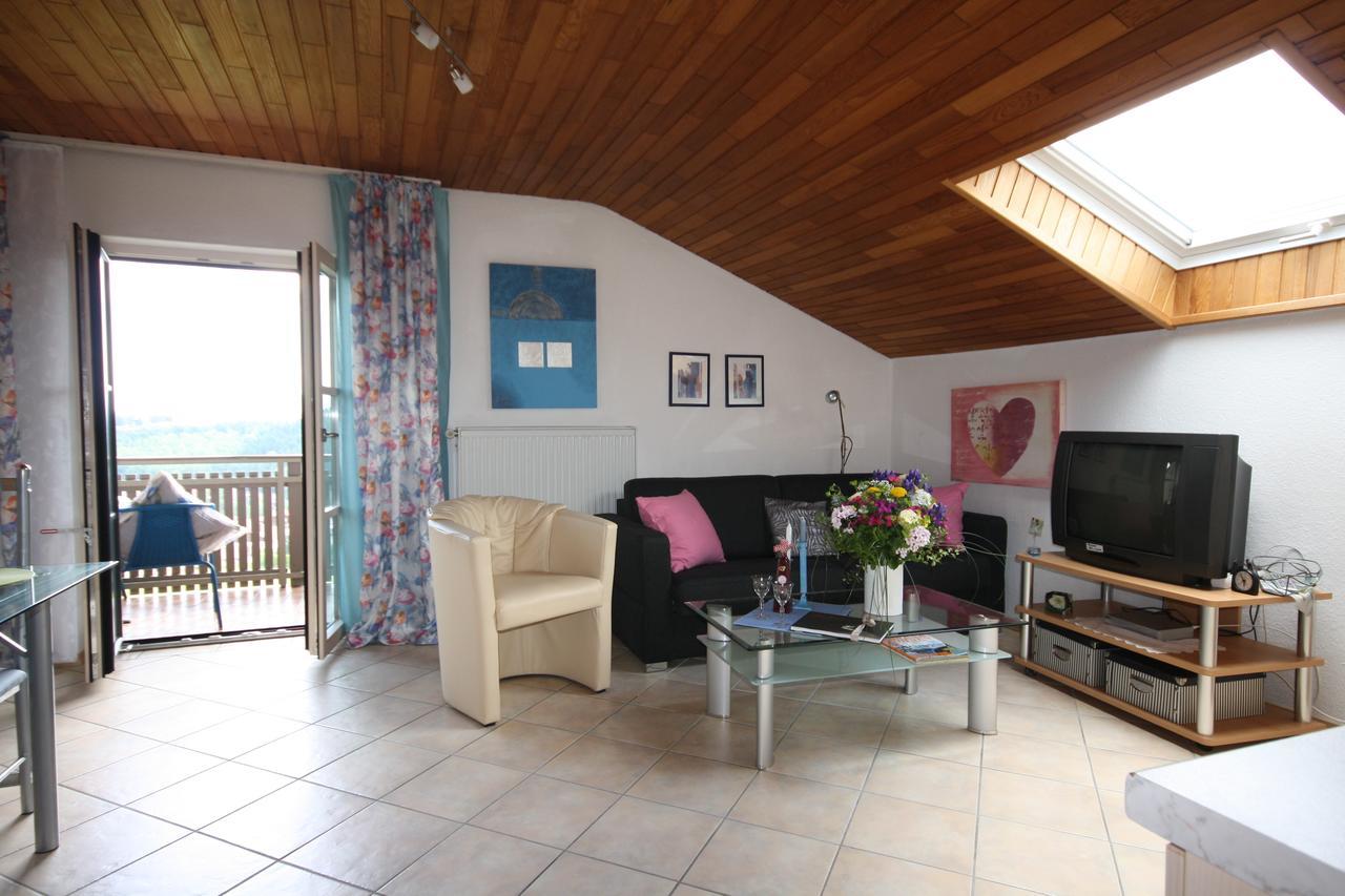 Ferienhaus Und Ferienwohnungen Holzapfel Geiersthal Екстериор снимка